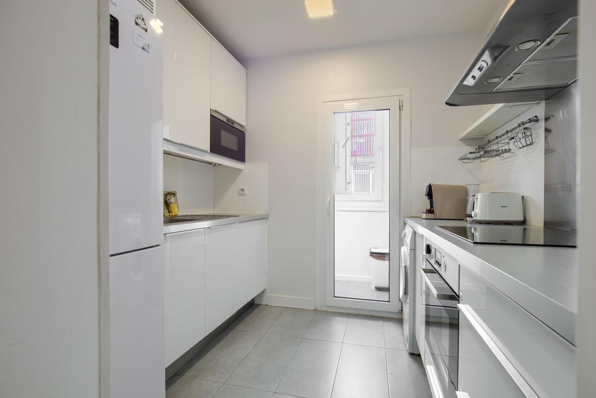 Dobo Madrid Ventas Apartment Exterior photo