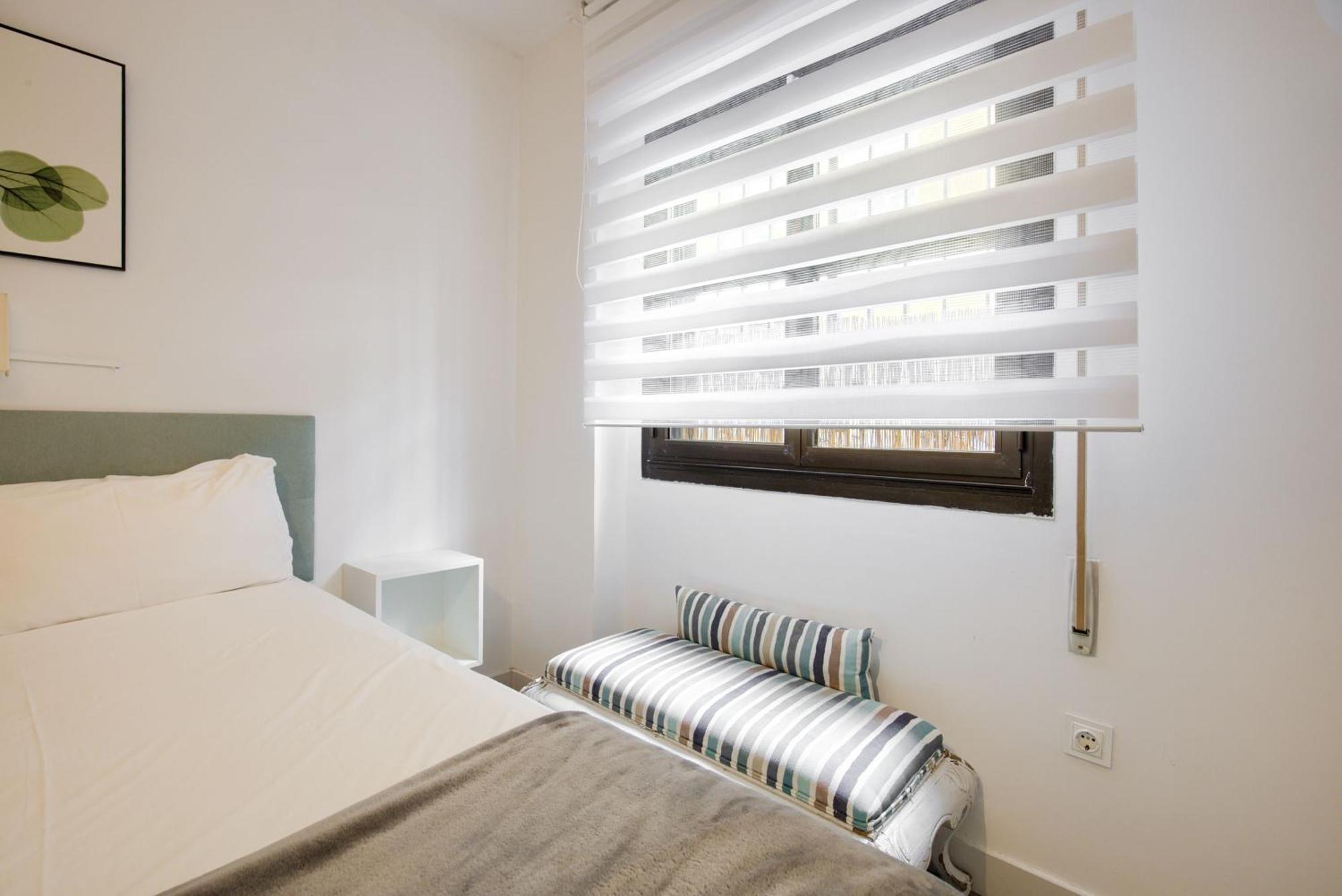 Dobo Madrid Ventas Apartment Exterior photo